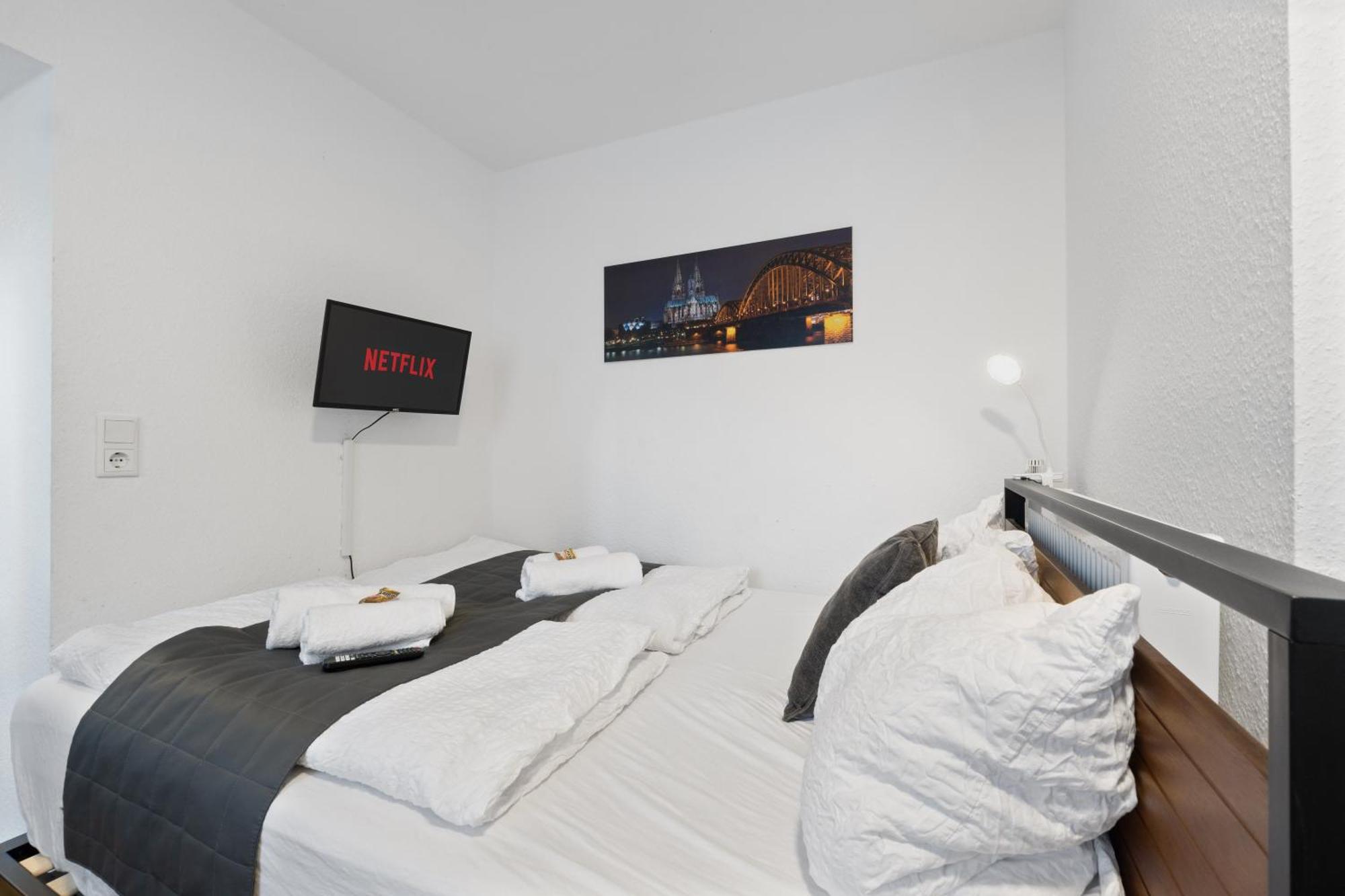 קלן Modernes Apartement Am Rhein In Ruhiger Lage מראה חיצוני תמונה